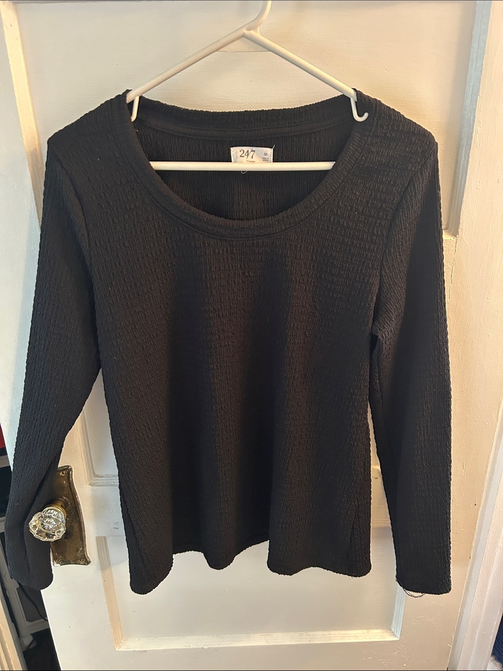 247 Women's Black Textured Long Sleeve Scoop Neck Tee